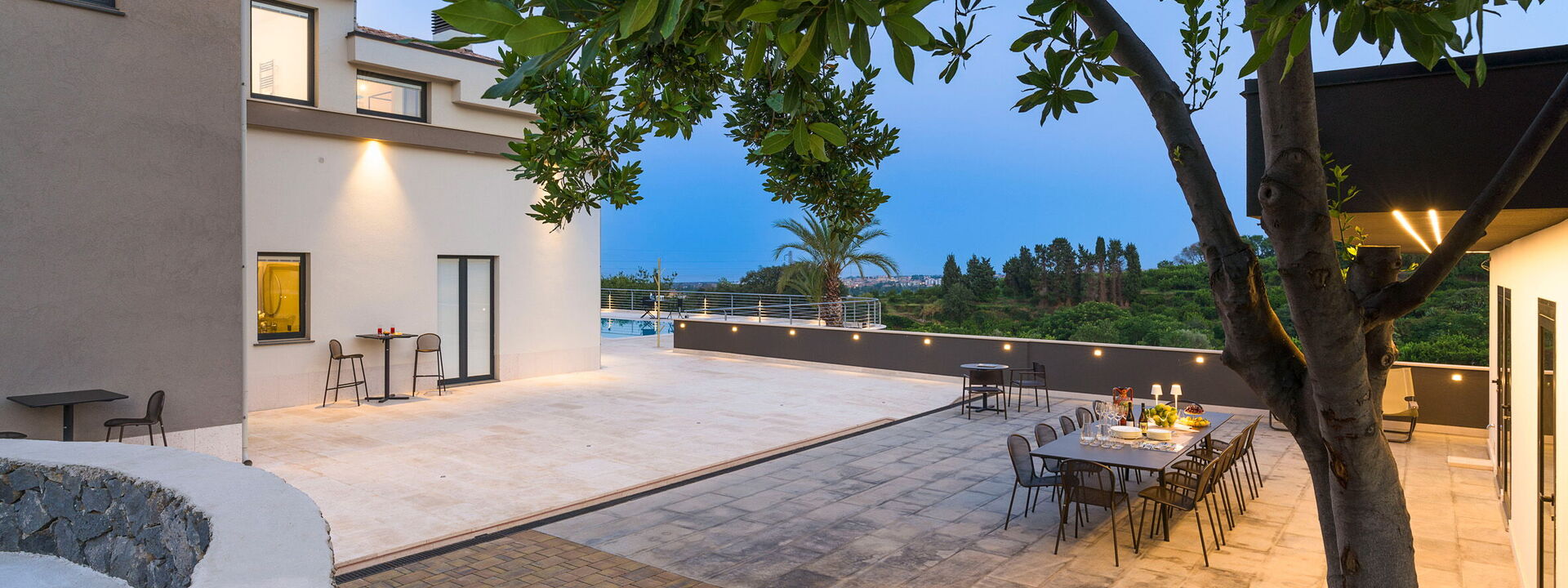 Villa Decoro - Mascali, Sicilia: Außen, Balkon / Terrasse / Patio, Draussen, Frühling, Herbst, Sommer