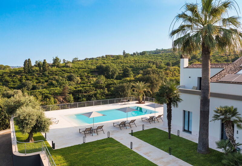 Villa Decoro - Mascali, Sicilia: Amenities, Autumn, Balcony / Terrace / Patio, Garden, Outdoor, Pool, Scenic View, Spring, Summer
