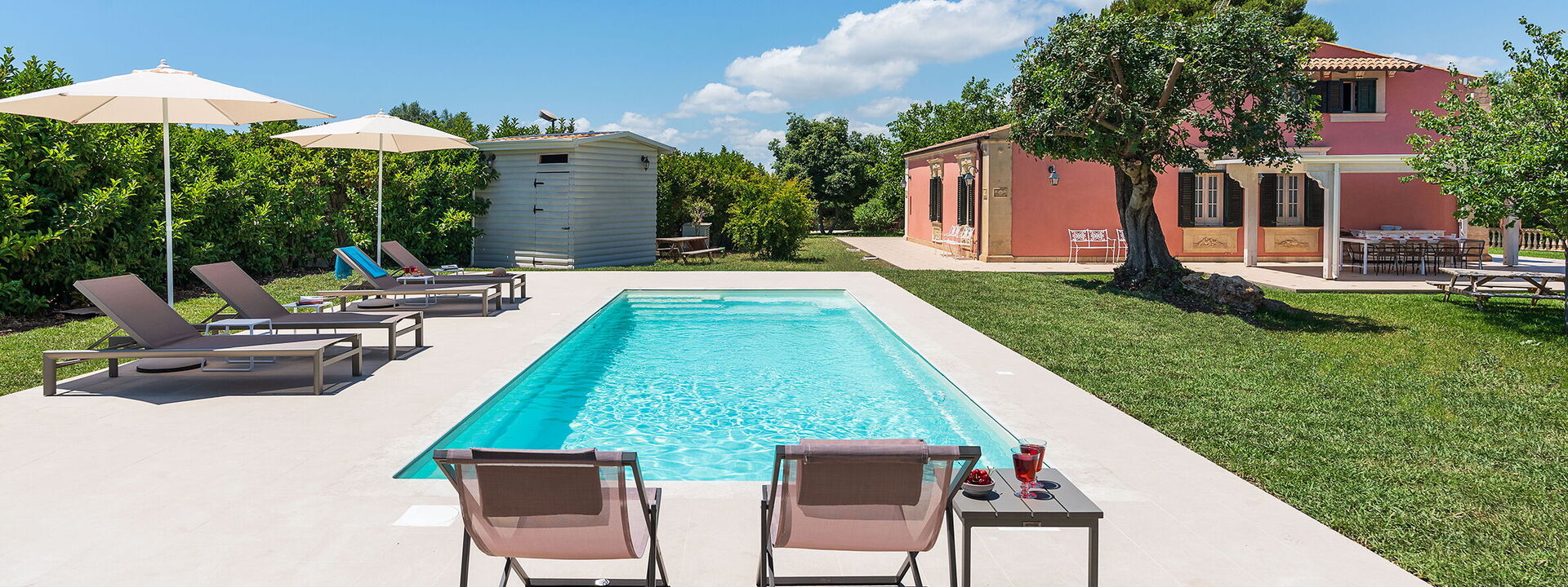 Casa Desiderio - Siracusa, Sicilia: Balkon / Terrasse / Patio, Draussen, Frühling, Garten, Herbst, Schwimmbad, Sommer