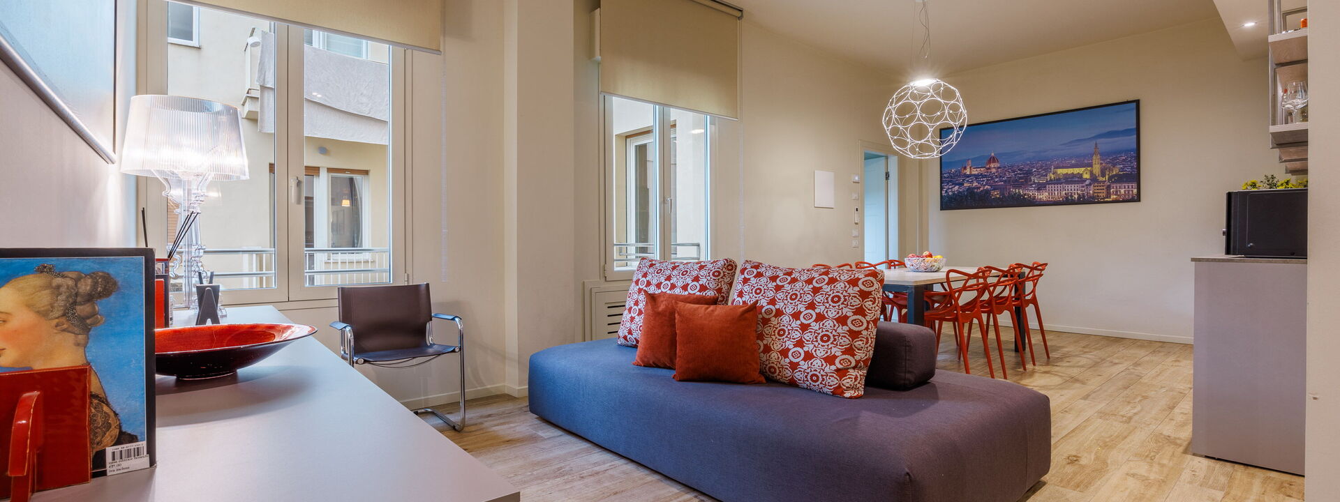 Lucy Florence Charming Modern Apartment Near Piazza Della Libertà: Autunno, Cucina, Estate, Primavera, Soggiorno