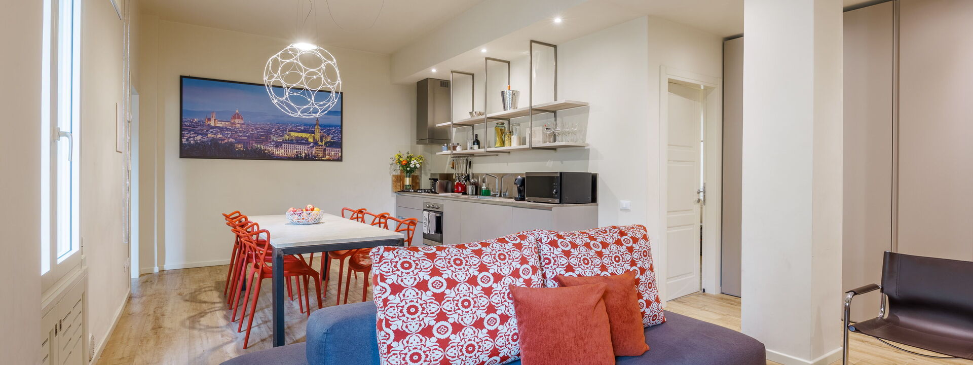 Lucy Florence Charming Modern Apartment Near Piazza Della Libertà: Autunno, Cucina, Estate, Primavera, Soggiorno