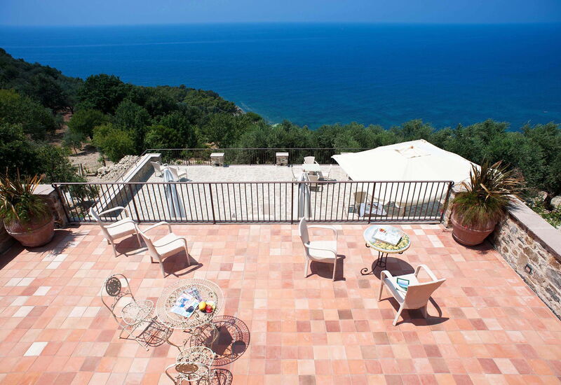 Pietramare - Castellabate, Campania: Ansichten, Außen, Balkon / Terrasse / Patio, Draussen, Frühling, Herbst, Sommer