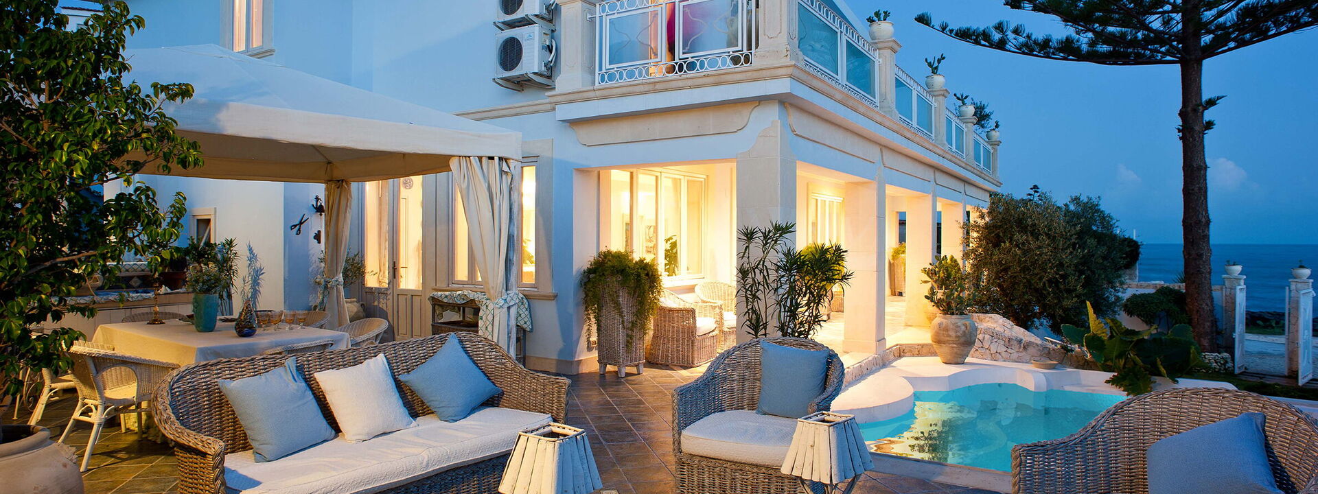 Villa Amena - Siracusa, Sicilia: all'aperto, Autunno, Balcone / Terrazza / Patio, Estate, Esterni, Piscina, Primavera