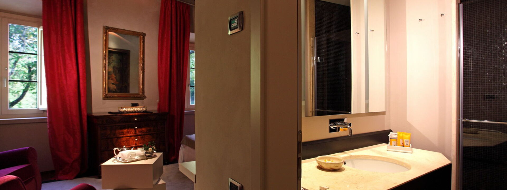 Villa Pietraverde - Gubbio, Umbria: Autumn, Bathroom, Bedroom, Spring, Summer