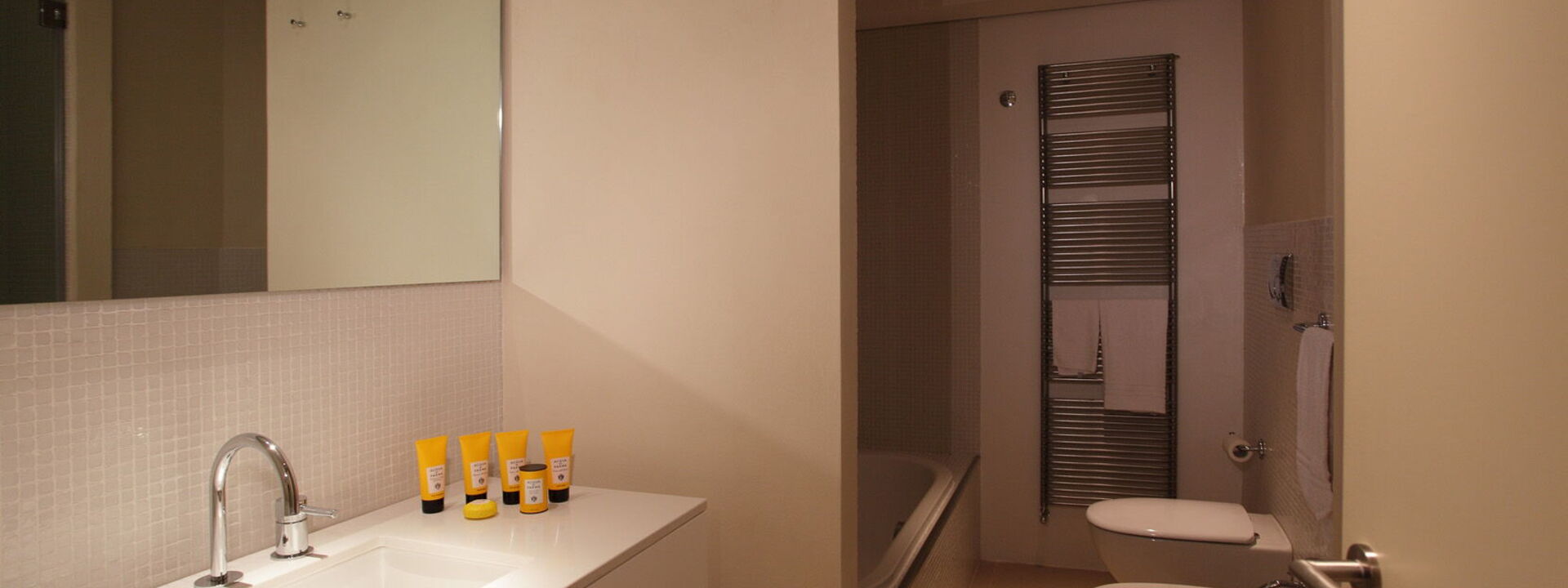 Villa Pietraverde - Gubbio, Umbria: Autumn, Bathroom, Spring, Summer