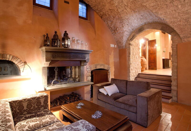 Villa Pietraverde - Gubbio, Umbria: Autumn, Living Room, Spring, Summer