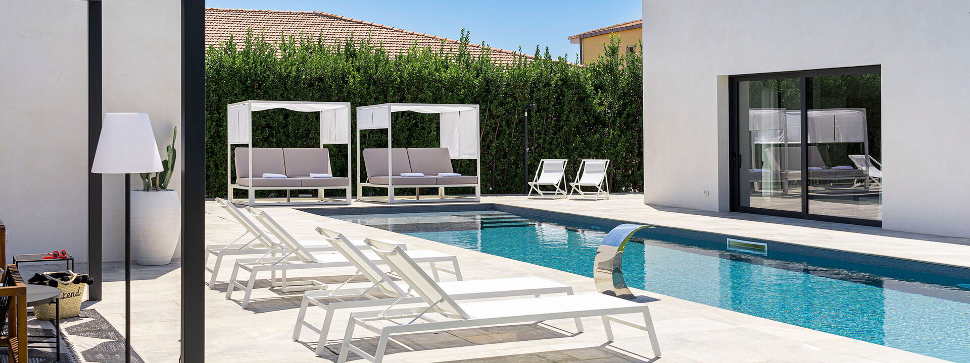 Villa Duetto - Siracusa, Sicilia: Autumn, Balcony / Terrace / Patio, Building Exterior, Outdoor, Pool, Spring, Summer