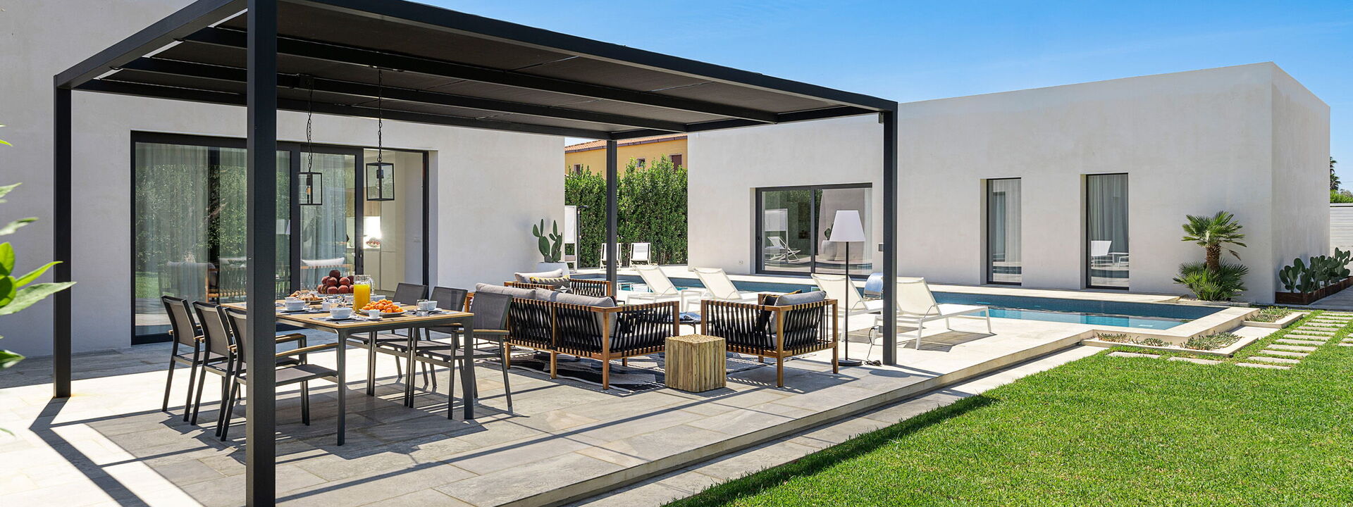 Villa Duetto - Siracusa, Sicilia: Autumn, Building Exterior, Garden, Outdoor, Spring, Summer
