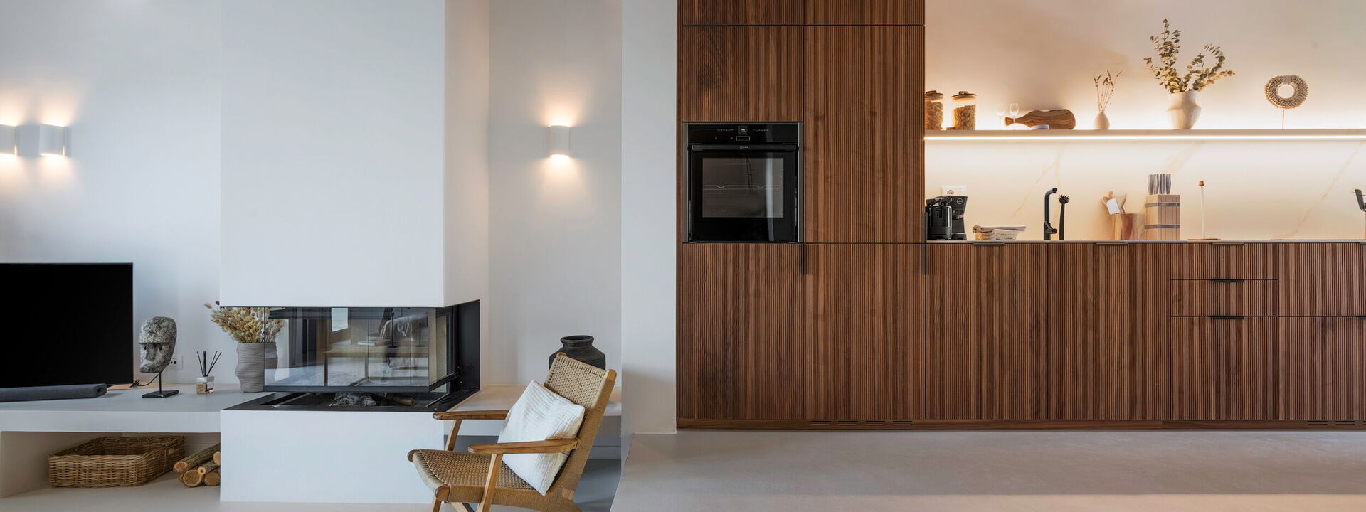 Coratina Spereto Apartment with Pool, Montaione: Frühling, Herbst, Küche, Sommer, Wohnzimmer